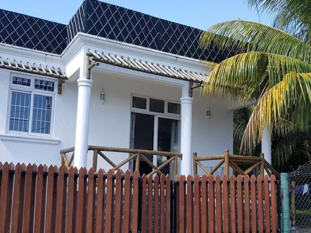 Seven Apartments La Gaulette Luaran gambar