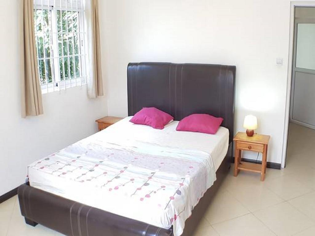 Seven Apartments La Gaulette Luaran gambar