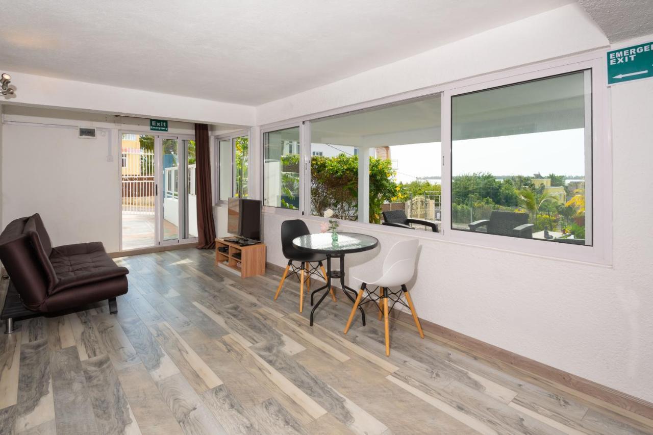 Seven Apartments La Gaulette Luaran gambar